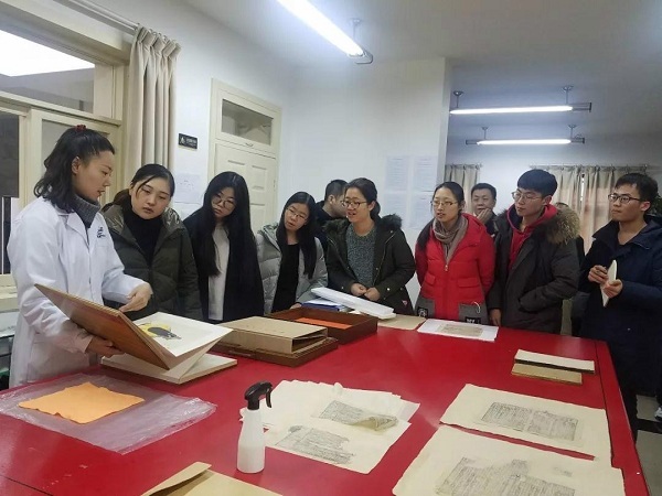 如何延续民族“文化自信”-大幅面高精度古籍扫描仪