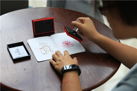 重庆北碚:阅读护照走进高校图书馆