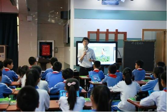 平安里学校超过半数班级用Pad高效互动教学