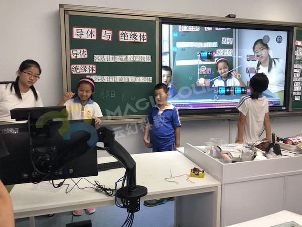AR实验室添新案例:深圳南山第二外国语学校