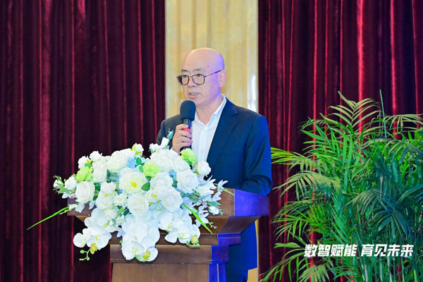 海创课人工智能教育解决方案入选《中国智慧学习研究报》标杆案例 打造人工智能教育新范式