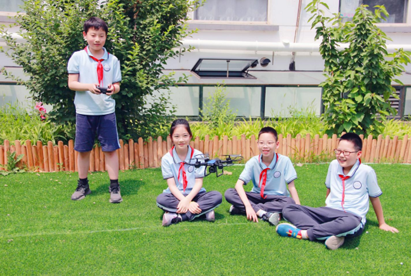 少先隊入隊｜北京朝陽外語小學舉行別樣典禮