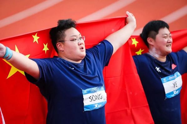 田徑首金！上大學子宋佳媛奪冠！