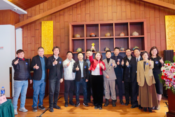 全國高校校友經濟生態圈揭牌成立，校友經濟促進地方經濟高質量發展邁入新篇章