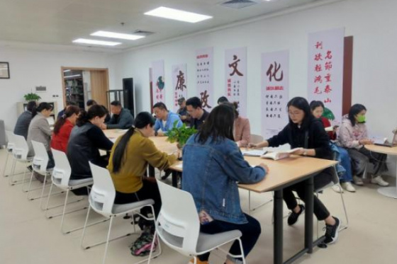 景德鎮學院教育學院舉辦學習貫徹黨的十九屆六中全會和省市黨代會精神輪訓班