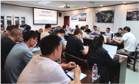 宜賓學院召開學科建設與科技工作例會 會議由學科建設與科技處長楊強主持