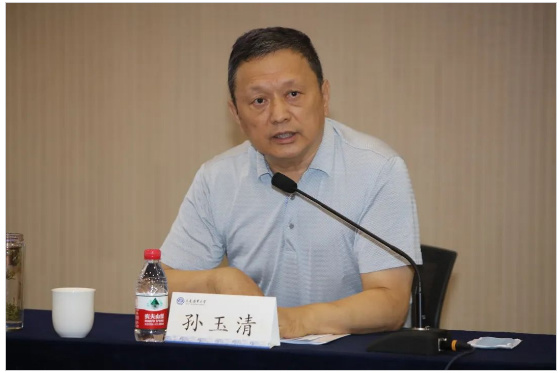 大連海事大學組織召開領導班子務虛會