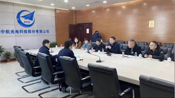 洛陽職院副院長張志友一行赴中航光電洽談校企合作
