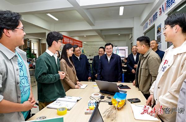 胡昌升在蘭州工業學院、蘭州石化職業技術大學調研時強調：堅持走好產教融合新路子 加力助推甘肅新型工業化