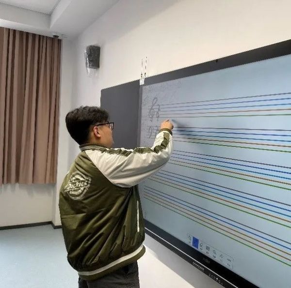 技術賦能，海爾學校啟動“5G+智慧教育”專題培訓