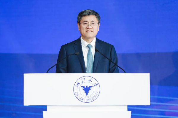 浙江大學“一帶一路”國際醫學院新校園啟用 迎來2023級首批入駐新生
