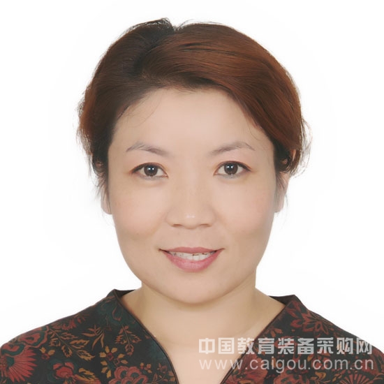 以信息技术培养“小小科学家”